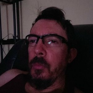 Meet your Posher, Ernesto